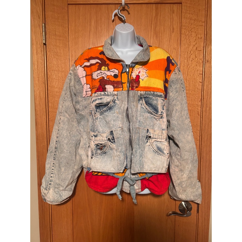 Vintage Too Cute Looney Tunes Wiley Coyote Levis Denim Jacket Acid Wash XL